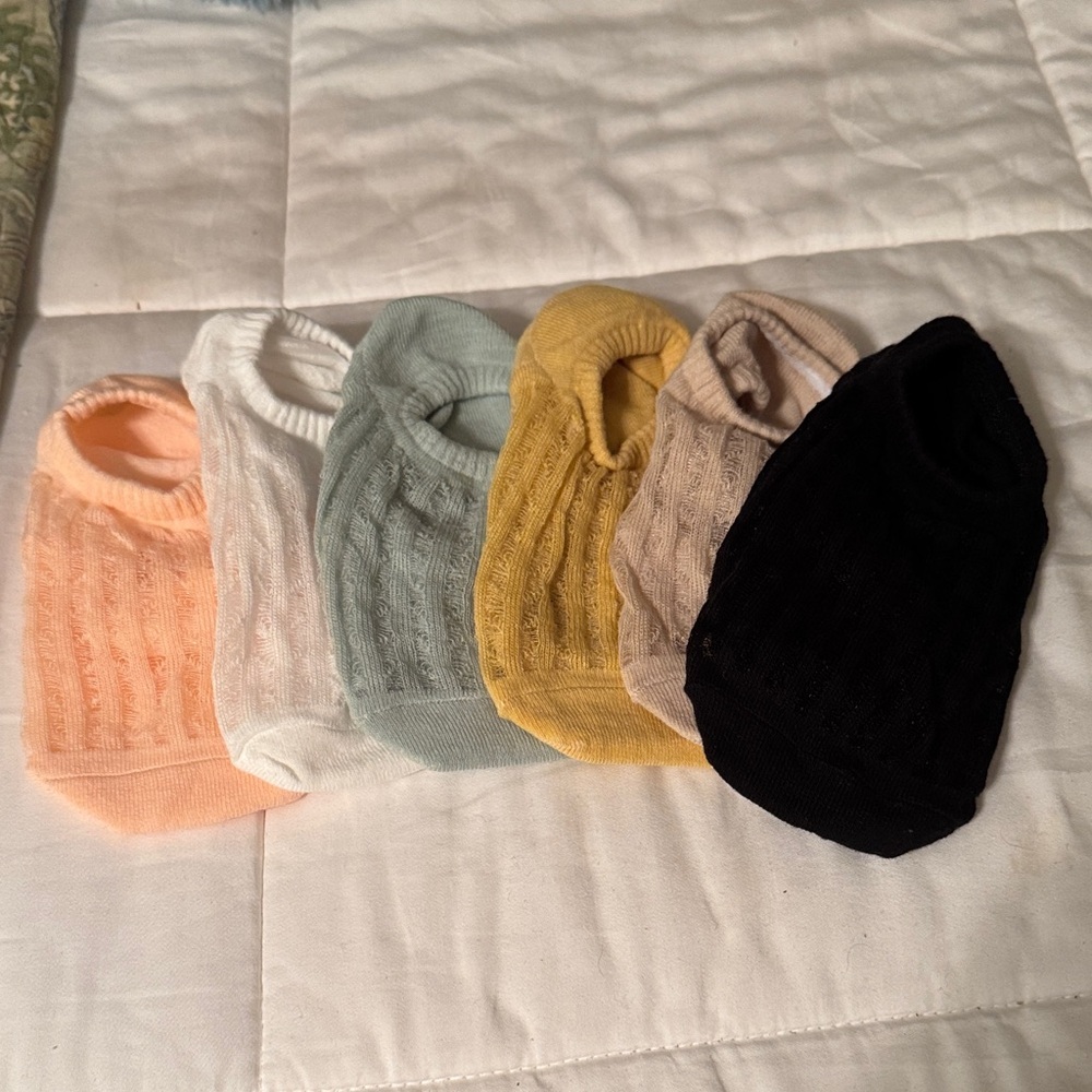 Cozy Women's Sweater Set - Multicolor